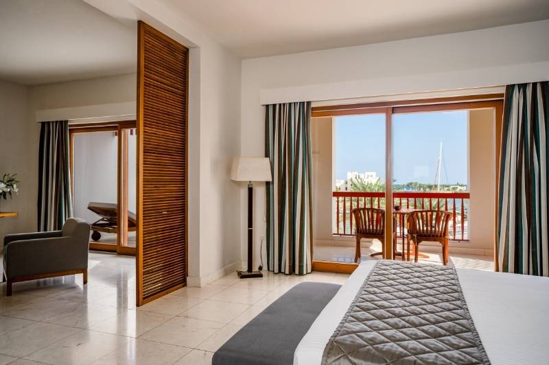 Marina Suite in the morning at Sifawy hotel Jebel Sifah